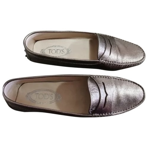 Pre-owned Tod's Leather Flats In Grey