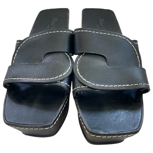 Pre-owned Robert Clergerie Leather Mules In Black