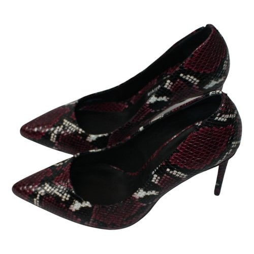 Pre-owned Alice And Olivia Leather Heels In Burgundy