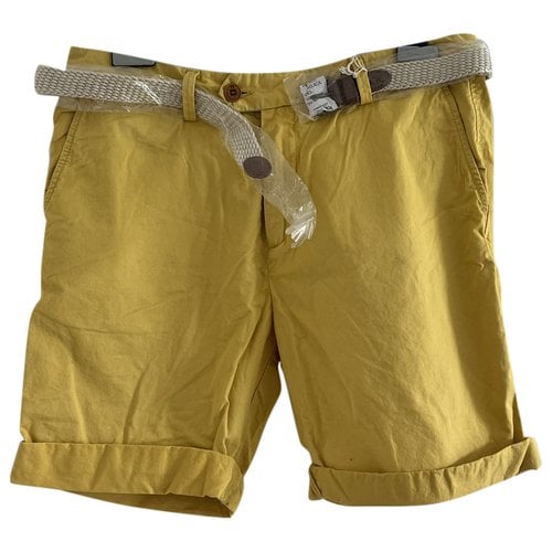 Pre-owned Scotch & Soda Short In Yellow