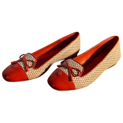 Pre-owned Tory Burch Patent Leather Ballet Flats In Orange