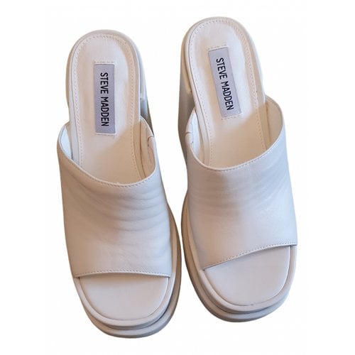 Pre-owned Steve Madden Leather Mules In White