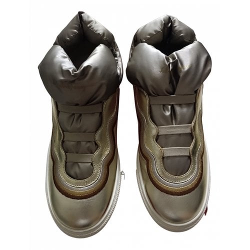 Pre-owned Ferragamo Leather Trainers In Gold