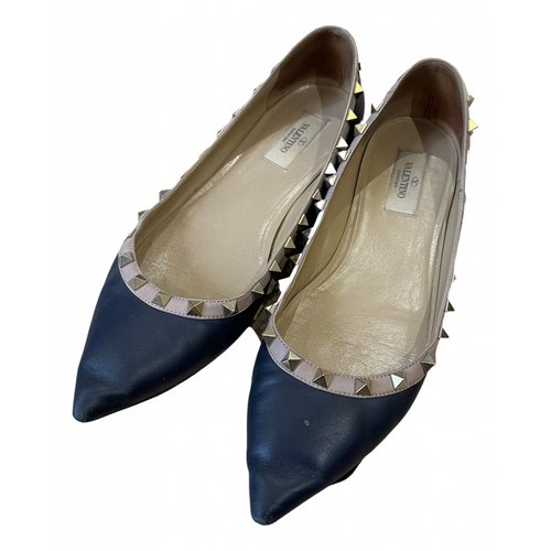 Pre-owned Valentino Garavani Leather Ballet Flats In Navy