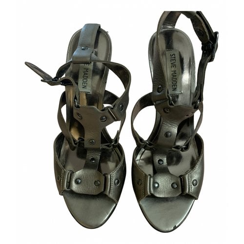 Pre-owned Steve Madden Leather Sandals In Anthracite