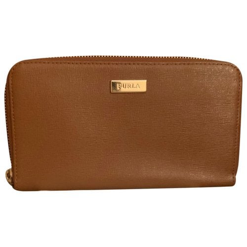 Pre-owned Furla Leather Wallet In Camel
