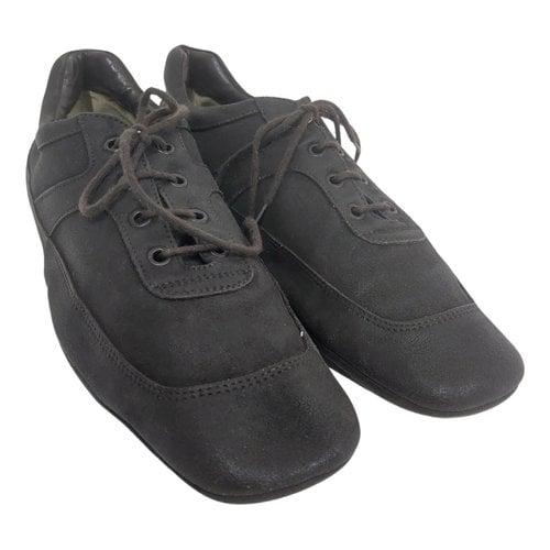 Pre-owned Tod's Low Trainers In Black