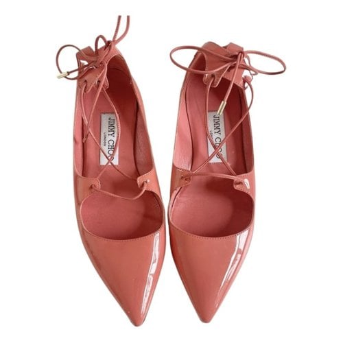 Pre-owned Jimmy Choo Patent Leather Flats In Pink