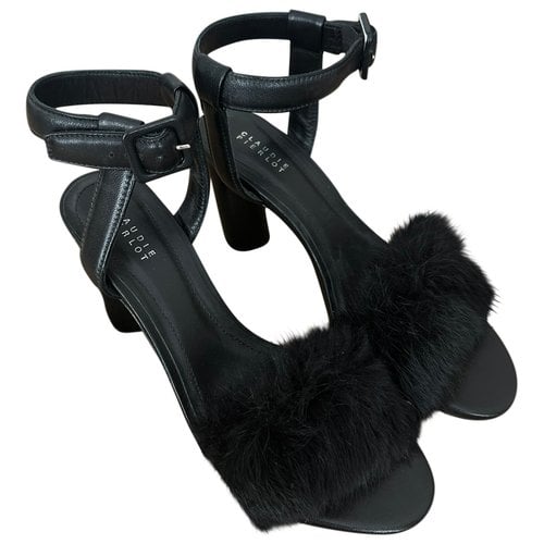 Pre-owned Claudie Pierlot Faux Fur Sandal In Black