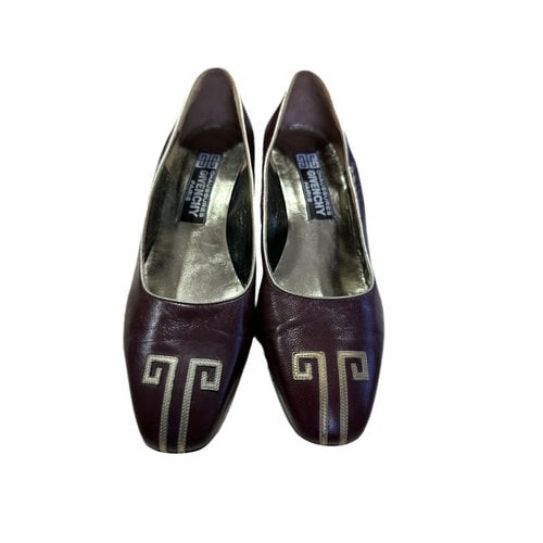 Pre-owned Givenchy Leather Heels In Burgundy