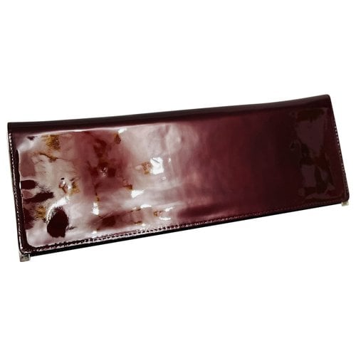 Pre-owned Stuart Weitzman Patent Leather Clutch Bag In Burgundy