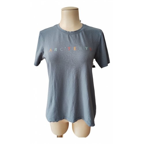 Pre-owned Arc'teryx T-shirt In Grey