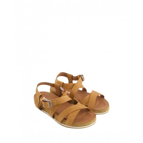 Pre-owned Timberland Sandals In Camel