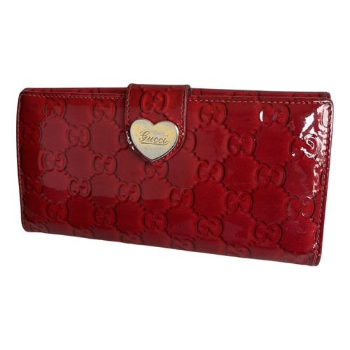 Pre-owned Gucci Patent Leather Purse In Red