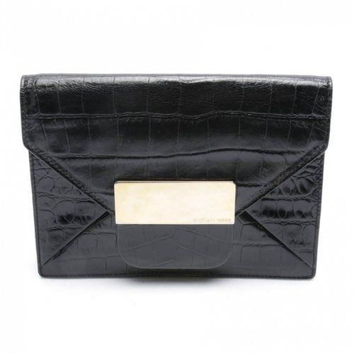 Pre-owned Michael Kors Leather Clutch Bag In Black