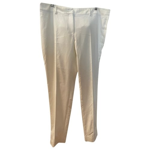 Pre-owned Akris Trousers In White