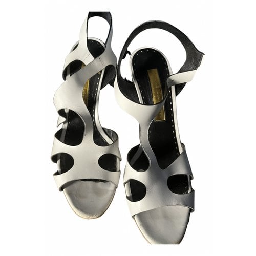 Pre-owned Rupert Sanderson Leather Sandals In White