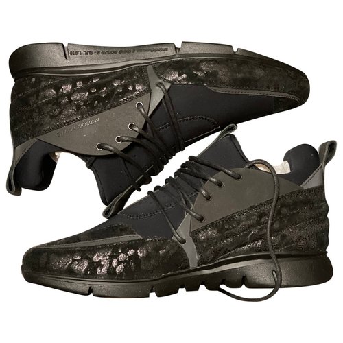 Pre-owned Android Homme Trainers In Black