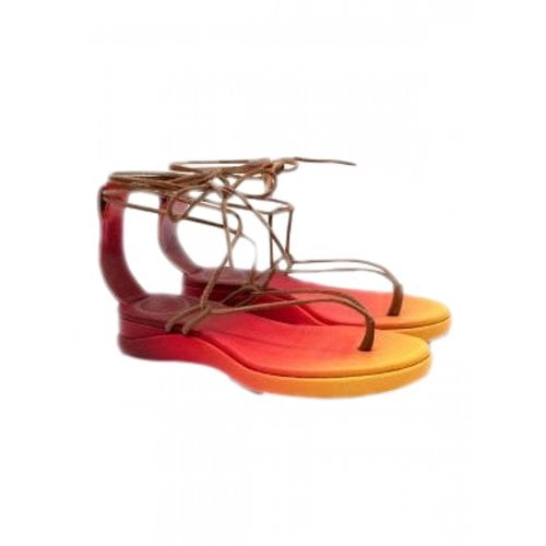 Pre-owned Chloé Leather Sandals In Orange
