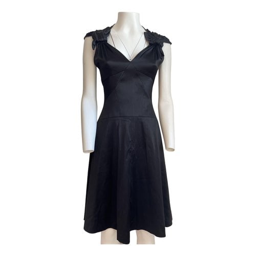 Pre-owned Tara Jarmon Mid-length Dress In Black
