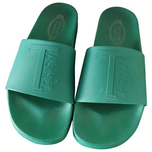 Pre-owned Tod's Sandals In Green