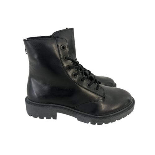 Pre-owned Kenzo Pike Leather Boots In Black
