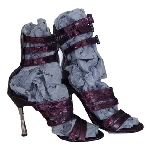 Pre-owned Karl Lagerfeld Patent Leather Sandals In Purple