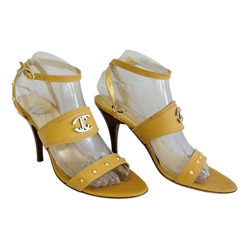 Pre-owned Just Cavalli Leather Sandal In Camel
