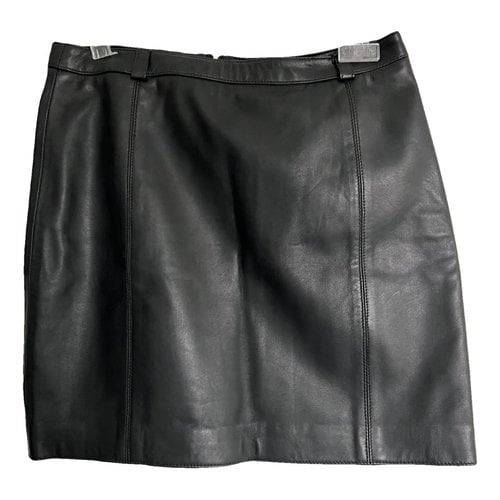 Pre-owned Massimo Dutti Leather Mini Skirt In Black