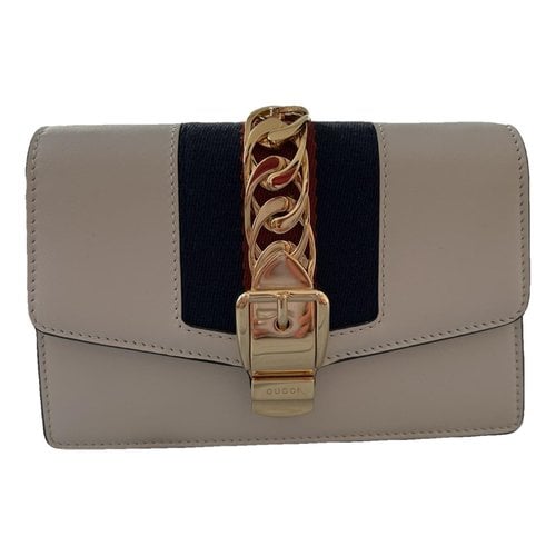 Pre-owned Gucci Sylvie Leather Clutch Bag In White