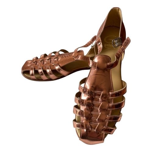 Pre-owned Gallucci Leather Sandal In Metallic