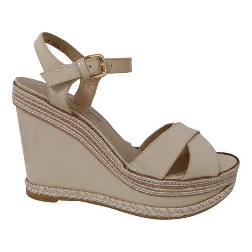 Pre-owned Stuart Weitzman Leather Sandals In Beige