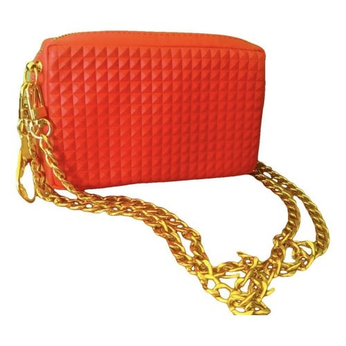 Pre-owned Valentino Garavani Handbag In Red