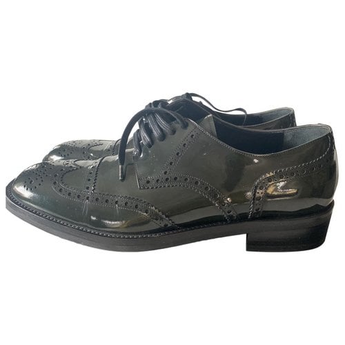 Pre-owned Dolce & Gabbana Patent Leather Lace Ups In Green