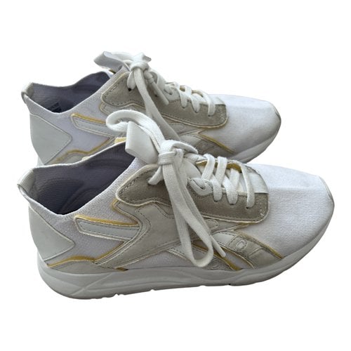 Pre-owned Victoria Beckham Cloth Trainers In White