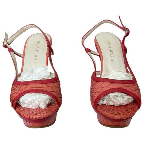 Pre-owned Bruno Magli Leather Sandals In Pink
