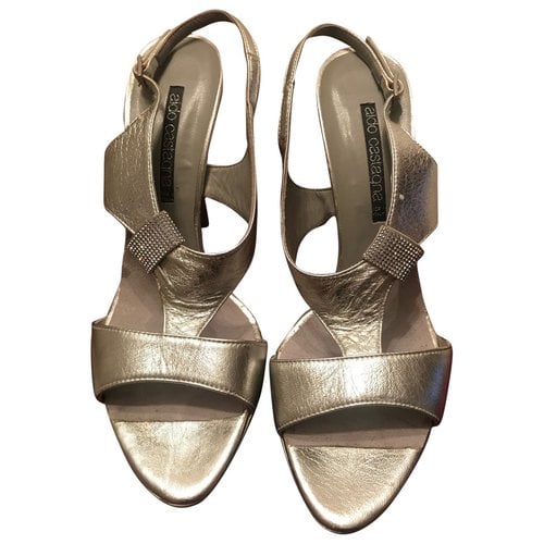 Pre-owned Aldo Castagna Leather Heels In Silver