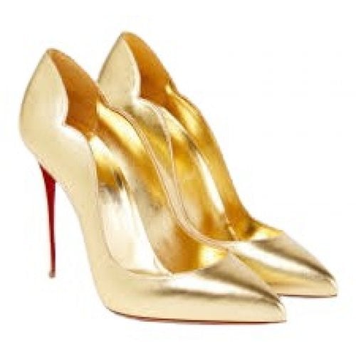 Pre-owned Christian Louboutin Hot Chick Leather Heels In Gold