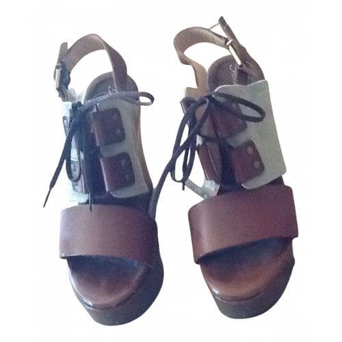 Pre-owned Robert Clergerie Leather Sandals In Brown