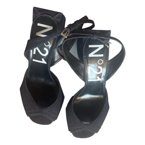 Pre-owned N°21 Cloth Sandals In Blue