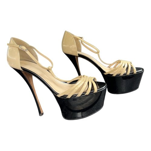 Pre-owned Giuseppe Zanotti Patent Leather Heels In Beige