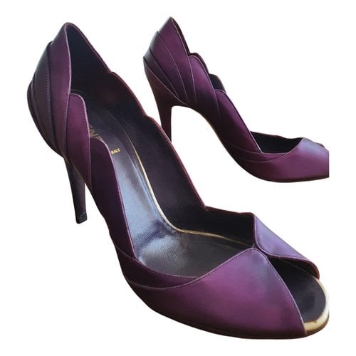 Pre-owned Fendi Leather Heels In Purple