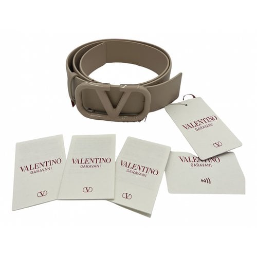 Pre-owned Valentino Garavani Vlogo Leather Belt In Camel