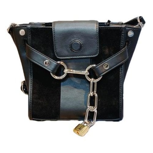 Pre-owned Alexander Wang Attica Leather Crossbody Bag In Black