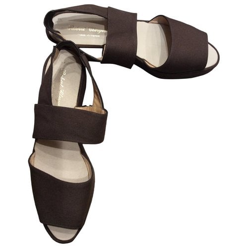 Pre-owned Robert Clergerie Cloth Sandals In Brown