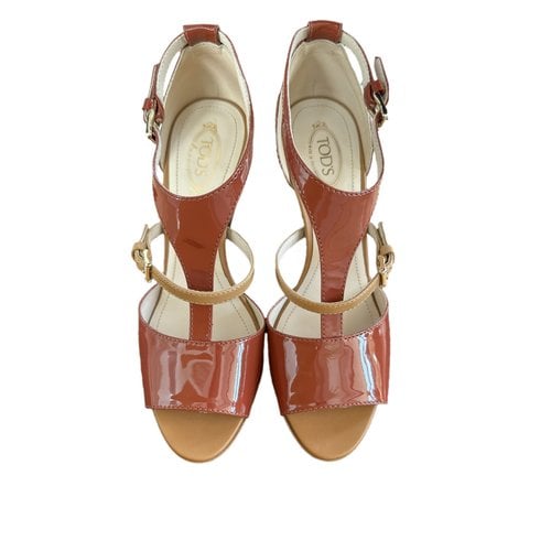 Pre-owned Tod's Patent Leather Sandals In Burgundy