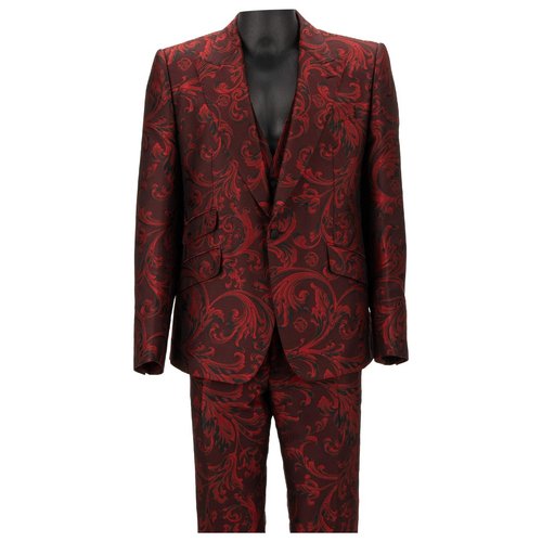 Pre-owned Dolce & Gabbana Suit In Red