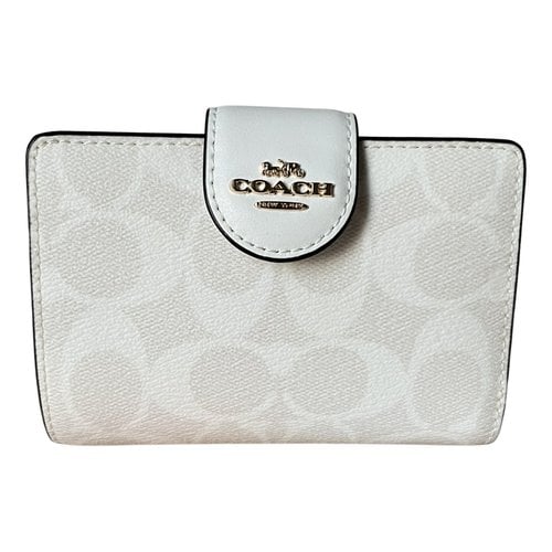 Pre-owned Coach Leather Wallet In White