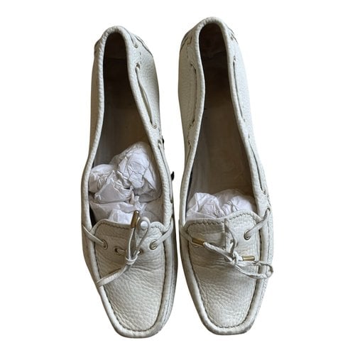 Pre-owned Carshoe Leather Flats In White