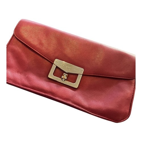 Pre-owned Marc By Marc Jacobs Leather Clutch In Red